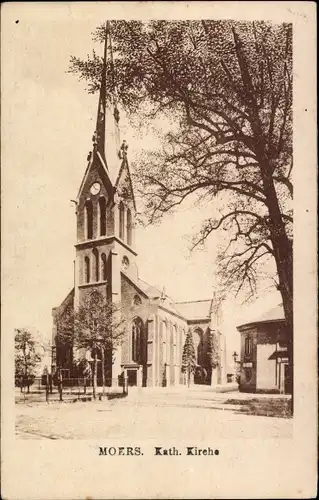 Ak Moers am Niederrhein, Blick auf die Kath. Kirche