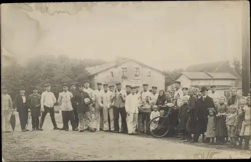 Foto Ak Klausdorf am Mellensee Brandenburg, Truppenübungsplatz, Deutsche Soldaten in Uniform