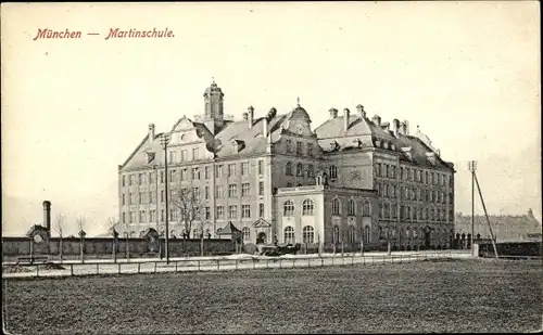 Ak München, Martinschule