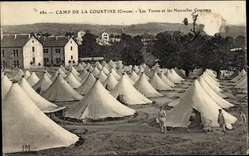 Ak La Courtine Creuse, Camp, Les Tentes et les Nouvelles Casernes