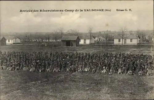 Ak La Valbonne Ain, Arrivée des Réservistes au Camp