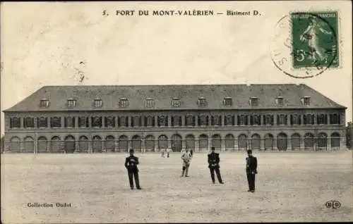 Ak Suresnes Hauts de Seine, Fort du Mont Valérien, Batiment D