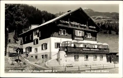 Ak St. Anton am Arlberg Tirol Österreich, Berghotel Mooserkreuz