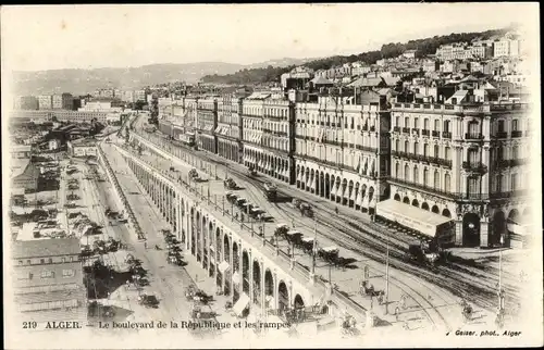 Ak Algier Alger Algerien, Le Boulevard de la Republique et les Rampes