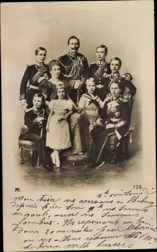 Ak Kaiserliche Familie, Kaiser Wilhelm II. und Kaiserin Augusta mit Kindern
