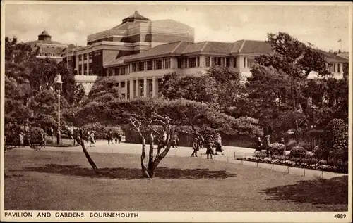 Ak Bournemouth Dorset England, Pavilion and Gardens, Parkanlage, Gebäude