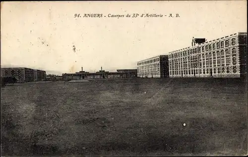 Ak Angers Maine et Loire, Casernes du 33 d'Artillerie - A.B., Kaserne