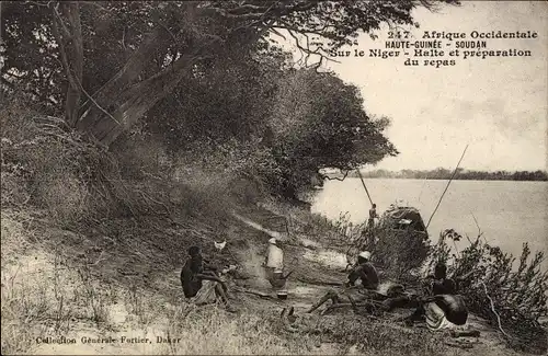 Ak Haute Guinee, Soudan Francais Mali, Sur le Niger, Halte et preparation du repas