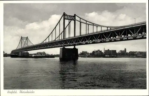 Ak Krefeld am Niederrhein, Blick auf die Rheinbrücke, Blick auf den Ort