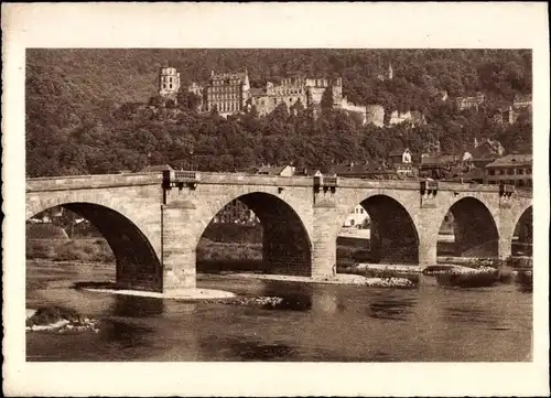 Ak Heidelberg am Neckar, Die alte Neckarbrücke, Schloss