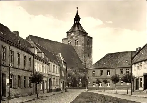 Ak Osterburg in der Altmark Sachsen Anhalt, Karl Marx Platz, Kirche