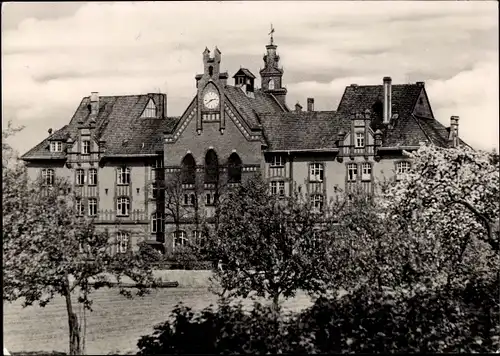 Ak Friedensau Möckern Jerichower Land, Alte Schule, Außenansicht