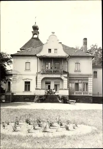 Ak Zeititz Wurzen in Sachsen, Schwangeren Erholungsheim Clara Zetkin, Außenansicht