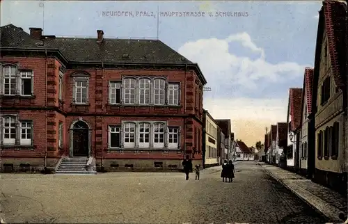 Ak Neuhofen in der Pfalz, Hauptstraße und Schulhaus