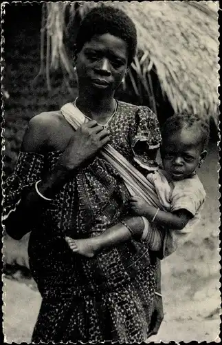 Ak Zusters van Liefde van Jezus en Maria, Gent, Kongo, Afrikanerin mit Kind