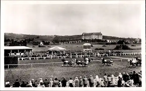 Ak Vittel Lothringen Vosges, le Champ de Courses et vue sur le Golf