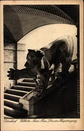 Ak Düsseldorf am Rhein, Wilhelm Marx Haus, Löwe am Haupteingang