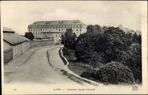 Ak Laon Aisne, Caserne Saint Vincent, Zufahrt