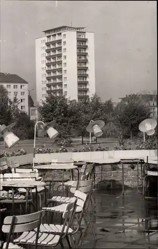 Ak Karl Marx Stadt Chemnitz in Sachsen, Terrasse, Hochhaus