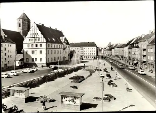 Ak Eilenburg an der Mulde Sachsen, Rathaus und Markt, Passanten