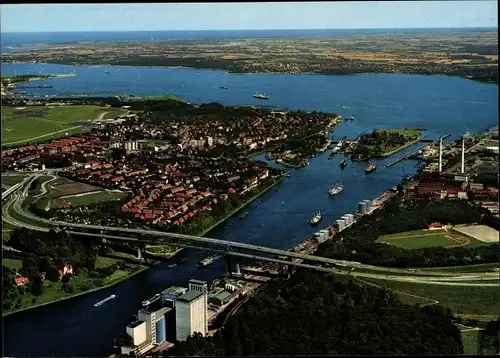 Ak Kiel Schleswig Holstein, Panorama, Hochbrücken und Schleusenanlagen