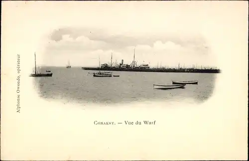 Ak Conakry Guinea, Vue du Warf, Schiffe