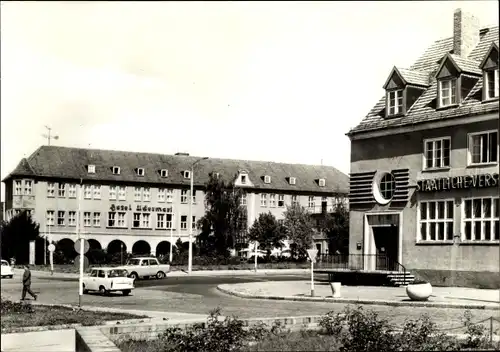Ak Prenzlau in der Uckermark, Partie am Hotel Uckermark, Staatliche Versicherung