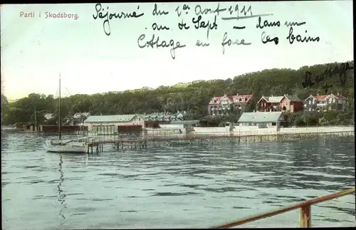 Ak Skodsborg Dänemark, Partie am Wasser, Steg, Gebäude