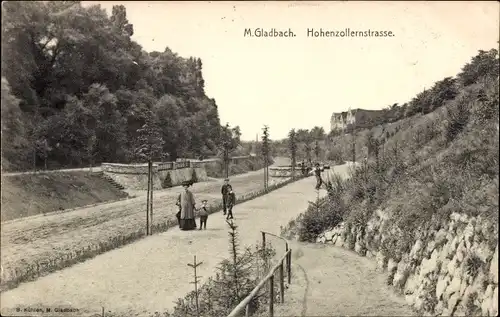 Ak Mönchengladbach am Niederrhein, Hohenzollernstrasse, Passanten