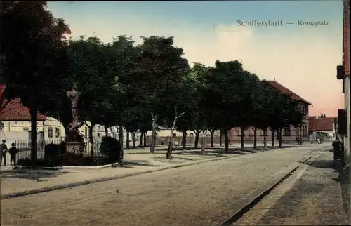 Ak Schifferstadt in der Pfalz, Kreuzplatz, Denkmal
