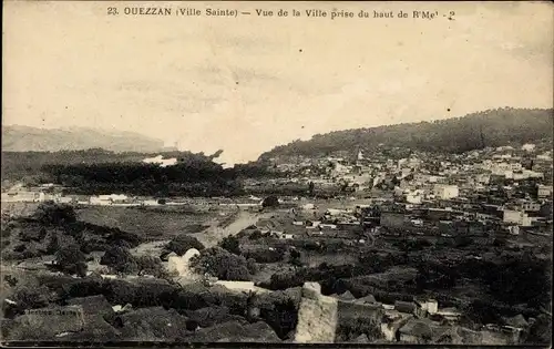 Ak Ville Sainte Ouezzan Marokko, Vue de la Ville prise du haut de R'Me'