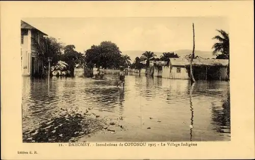 Ak Dahomey Benin, Inondations de Cotonou 1925, Le village indigène, Wasser, Häuser