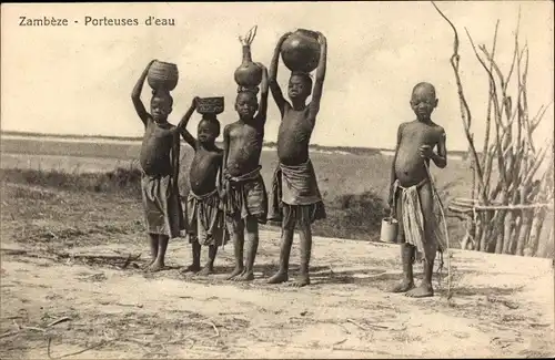 Ak Zambeze Sambia, Porteuses d´eau, Kinder, Wasserträger