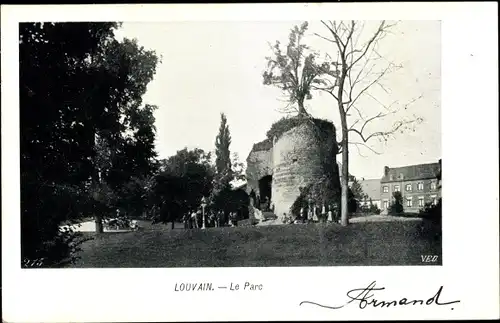 Ak Louvain Flämisch Brabant, Partie im Park, Türme