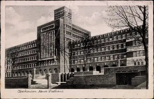 Ak Oberhausen im Ruhrgebiet, neues Rathaus, Außenansicht