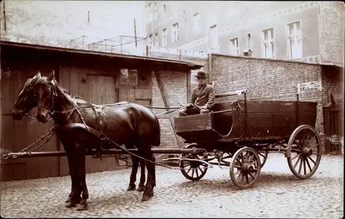 Foto Ak Berlin Kreuzberg, Wiener Straße, Kutsche, Joh. Fuhrmann