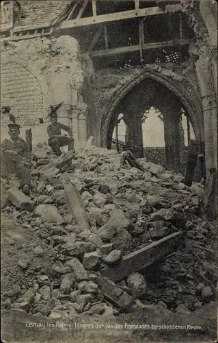 Ak Cernay les Reims Marne, Inneres der von Franzosen zerschossenen Kirche
