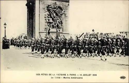 Ak Paris, Defile de la Victoire, 14 Juillet 1919, Marins Americains, Arc de Triomphe