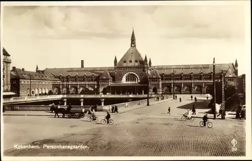 Ak København Kopenhagen Dänemark, Personbanegaarden, Kutsche
