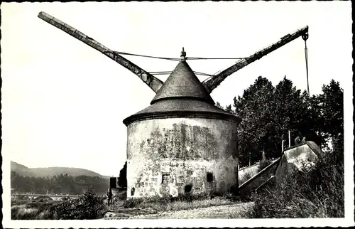 Ak Trier an der Mosel, Ancienne installation pour dechargement des bateaux