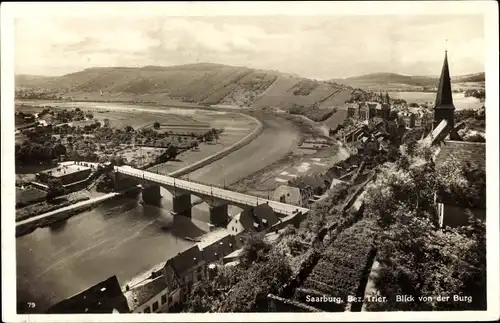 Ak Saarburg an der Saar Bezirk Trier, Blick von der Burg