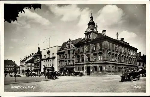 Ak Benešov Beneschau Mittelböhmen, Straßenpartie, Autos