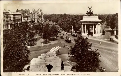 Ak West End London City England, Artillery Memorial and Piccadilly