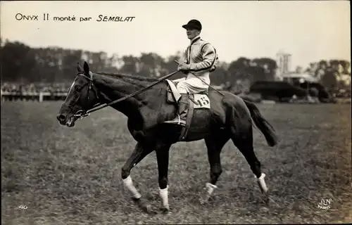 Ak Pferderennsport, Onyx II monté par Semblat, Rennpferd mit Jockey