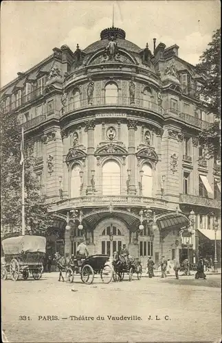 Ak Paris II Bourse, Theatre du Vaudeville, Außenansicht, Kutschen
