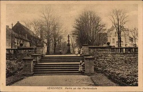 Ak Uerdingen Krefeld am Niederrhein, Partie an der Mariensäule