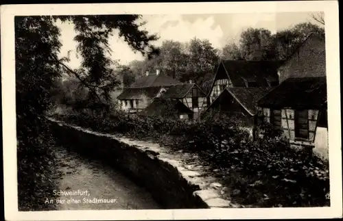 Ak Schweinfurt in Unterfranken Bayern, Partie an der alten Stadtmauer