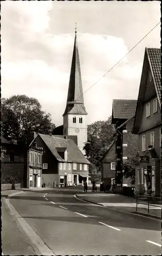 Ak Ferndorf Kreuztal in Westfalen, Blick auf die 850 jährige Kirche