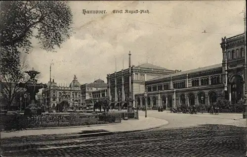 Ak Hannover in Niedersachsen, Ernst-August-Platz, Brunnen