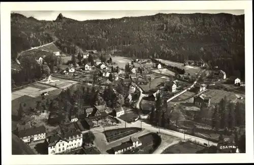 Ak Oybin in der Oberlausitz, Zittauer Gebirge, Blick vom Ringweg nach dem Scharfenstein, Panorama